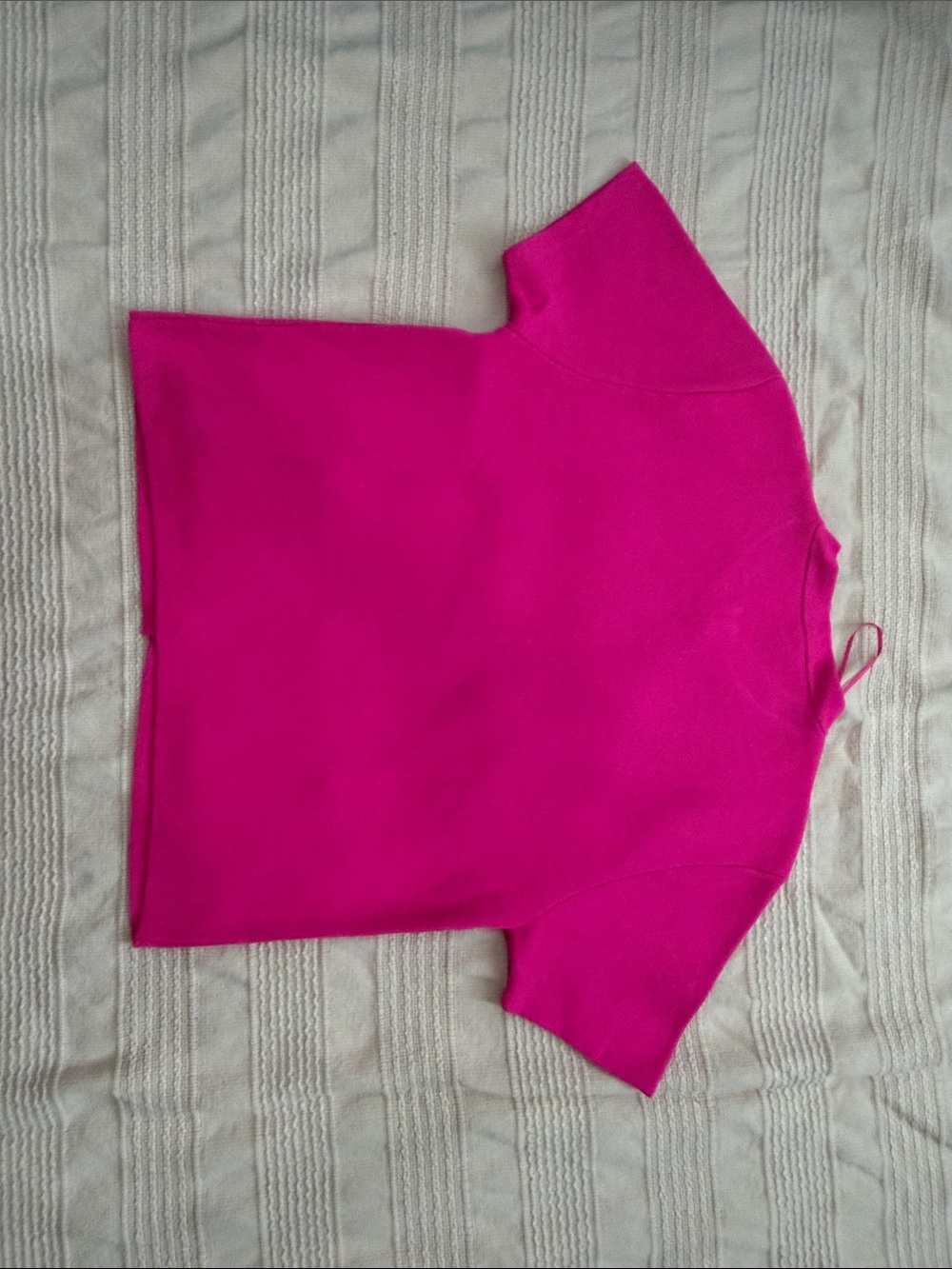 Zara Fuchsia Short-Sleeve Button-Down Cardigan with Gold Buttons - Picture 4 of 6